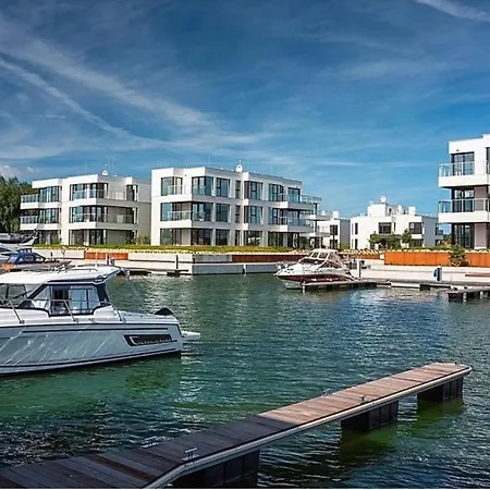 Baltic Riviera -solmarina